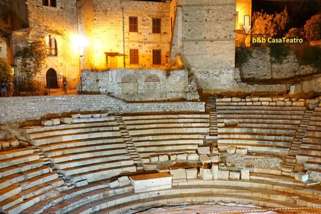 Casa Al Teatro Apartment Terracina Ngoại thất bức ảnh